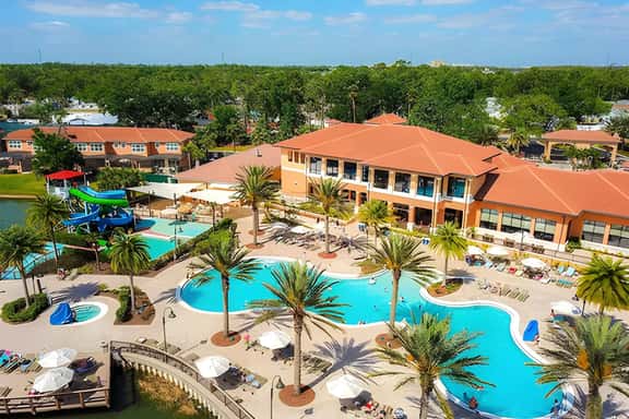 Family Resort,Heated Pool,Water Slides and Hot Tub - Image 1