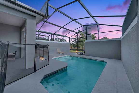 Luxury 4BR Villa with Private Pool for 10 guests