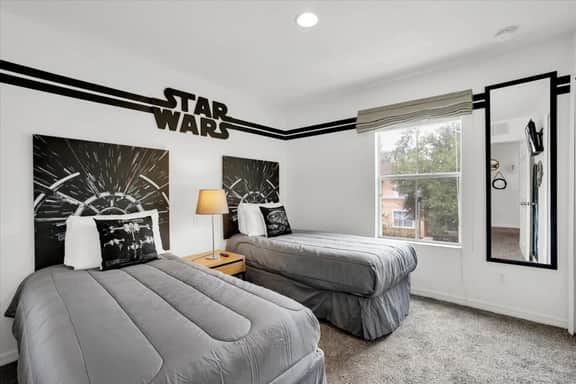 Resort Living with Mickey & Star Wars! - Image 2