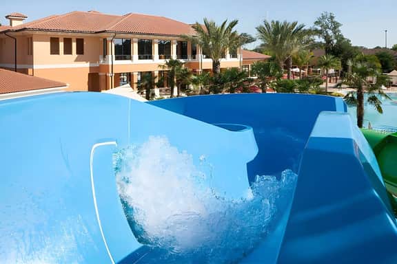 Family Resort, Heated Pool and Water Slides!
